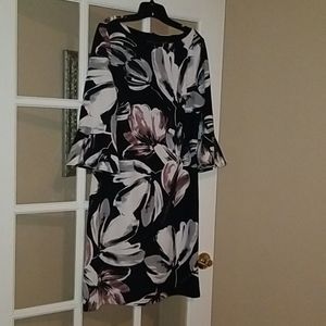 ILE New York floral bell sleeve dress